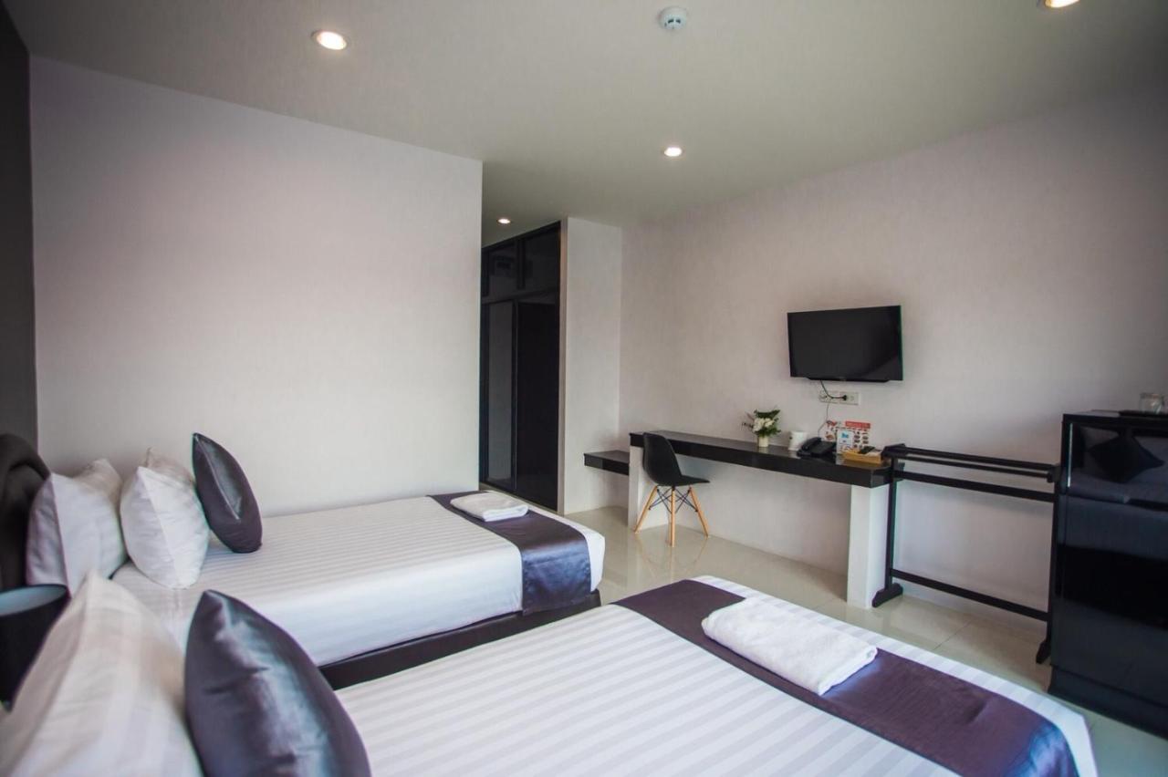 The Bed Hotel Пхитсанулок Экстерьер фото